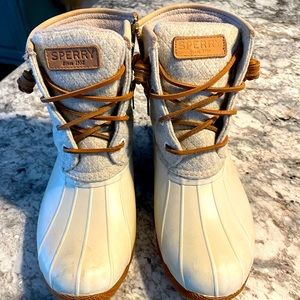 Sperry Boots Sz 6.5 Women’s
